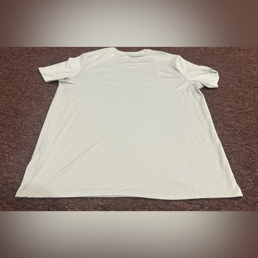 DSC Gray active athletic SS Women's Tee shirt XL